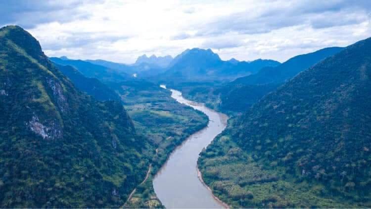 Lattanavongsa Guesthouse Muang Ngoi Eksteriør bilde