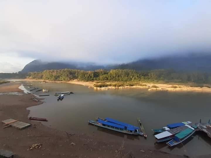 Lattanavongsa Guesthouse Muang Ngoi Eksteriør bilde