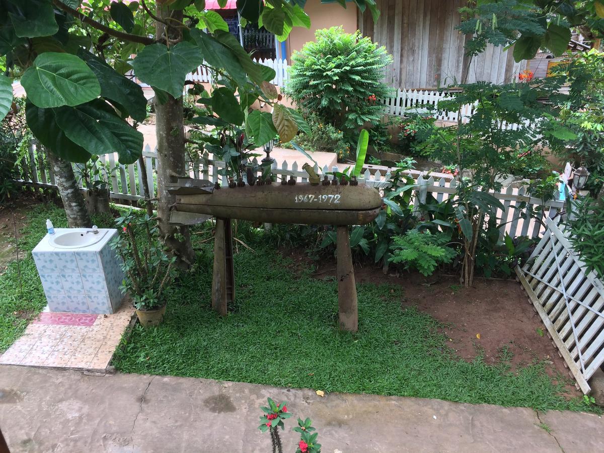 Lattanavongsa Guesthouse Muang Ngoi Eksteriør bilde