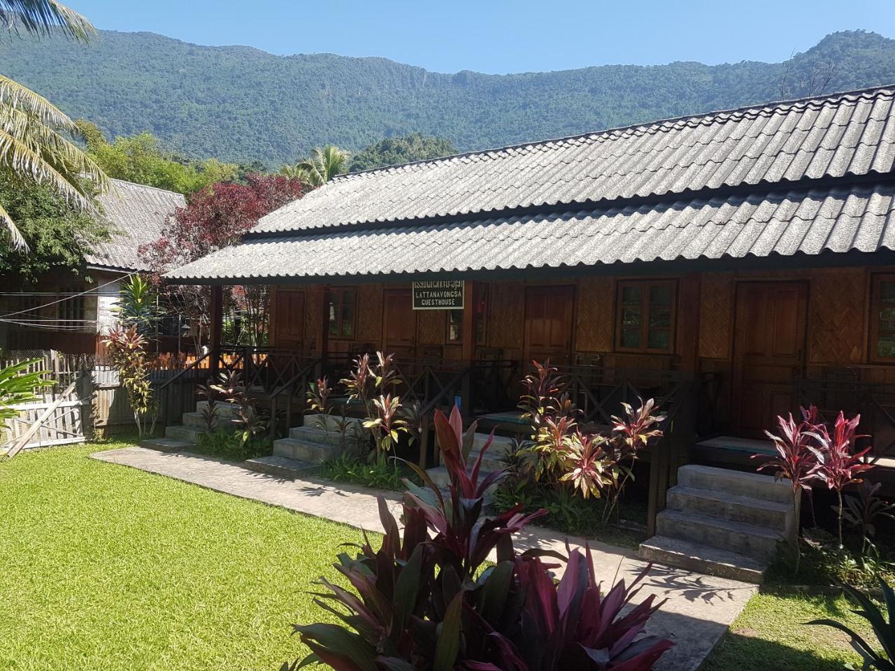Lattanavongsa Guesthouse Muang Ngoi Eksteriør bilde