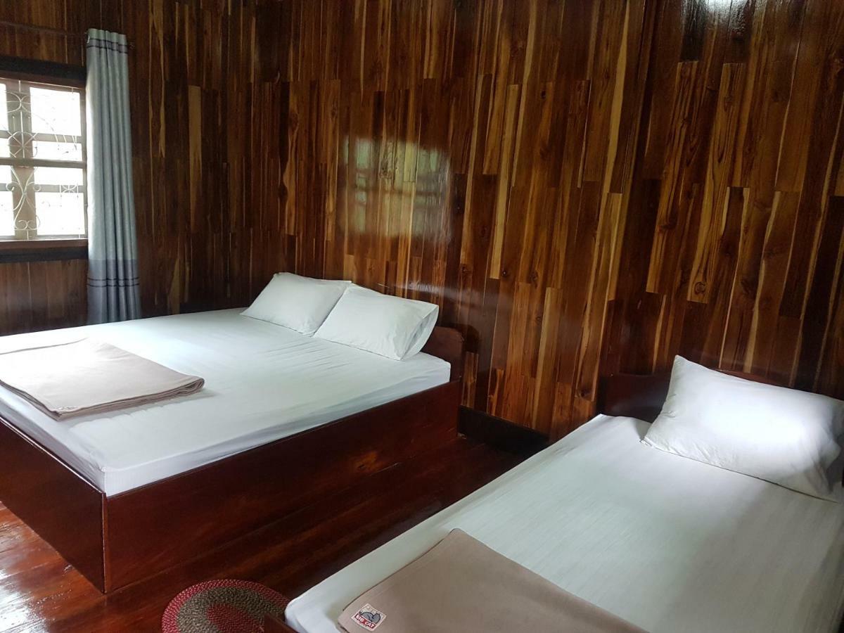 Lattanavongsa Guesthouse Muang Ngoi Eksteriør bilde